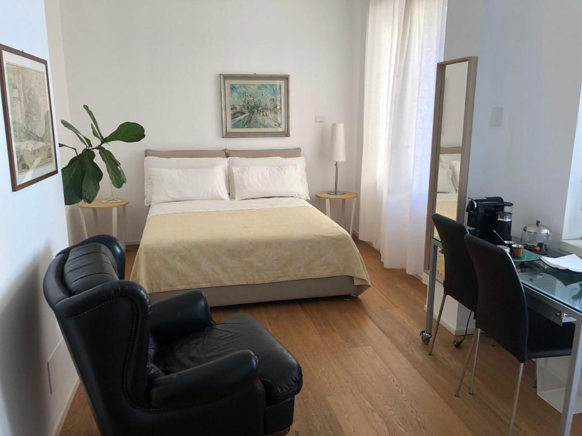 Hotel La Casa Di Sole à Milan Extérieur photo